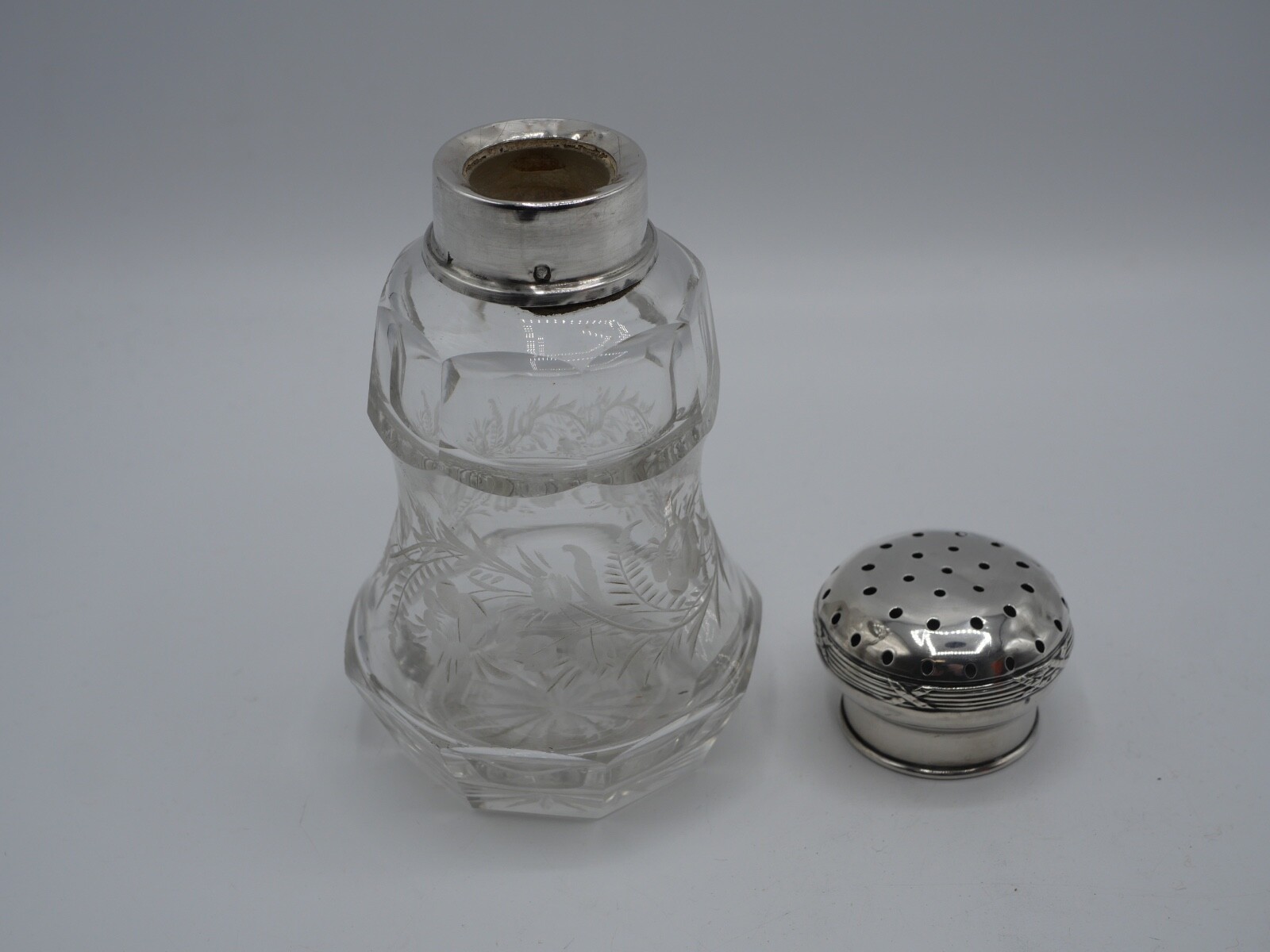 SOLID SILVER POINCON MINERVA 1ST TITLE AND CRYSTAL SPRINKLER