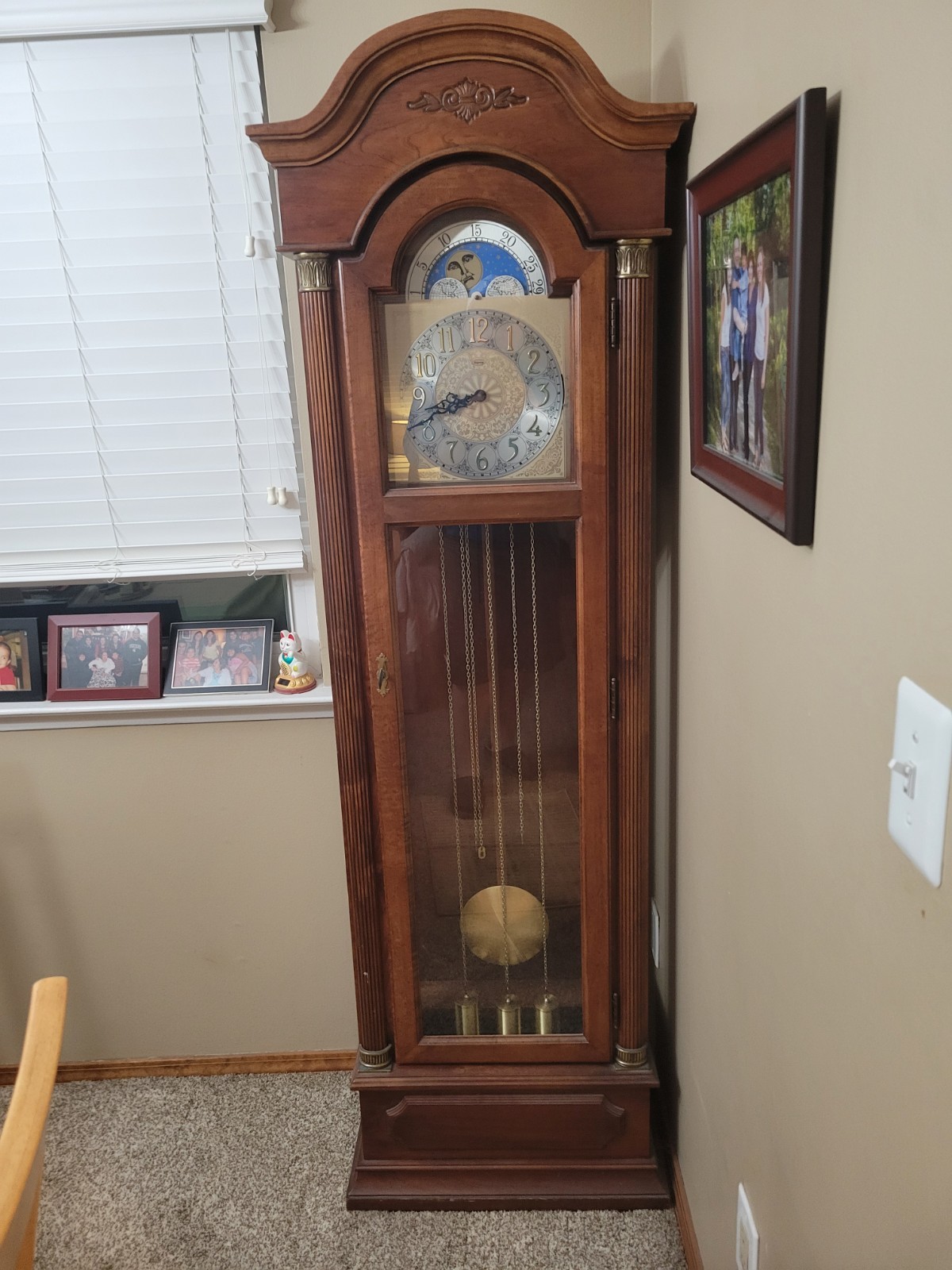 1970 era Ridgeway Grandfather Clock – works!