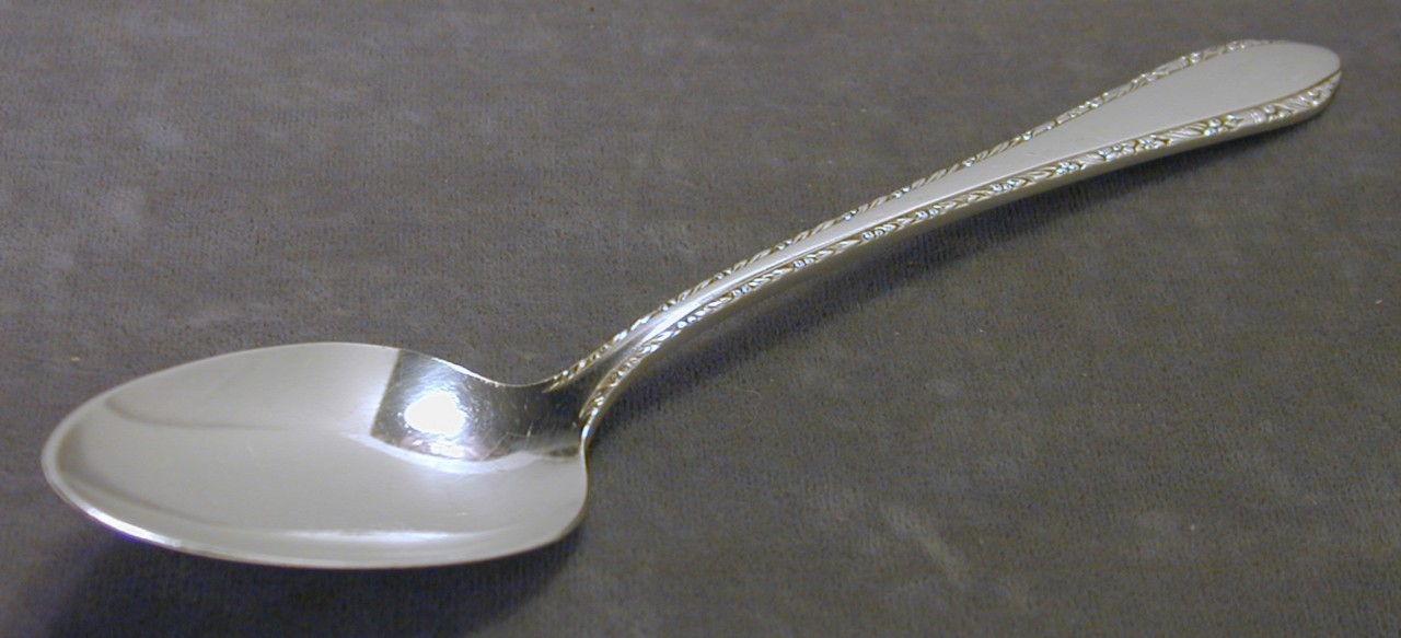 Wild Flower Sterling Silver 6 1/8″ Teaspoon Royal Crest 1942 spoon Solid 925