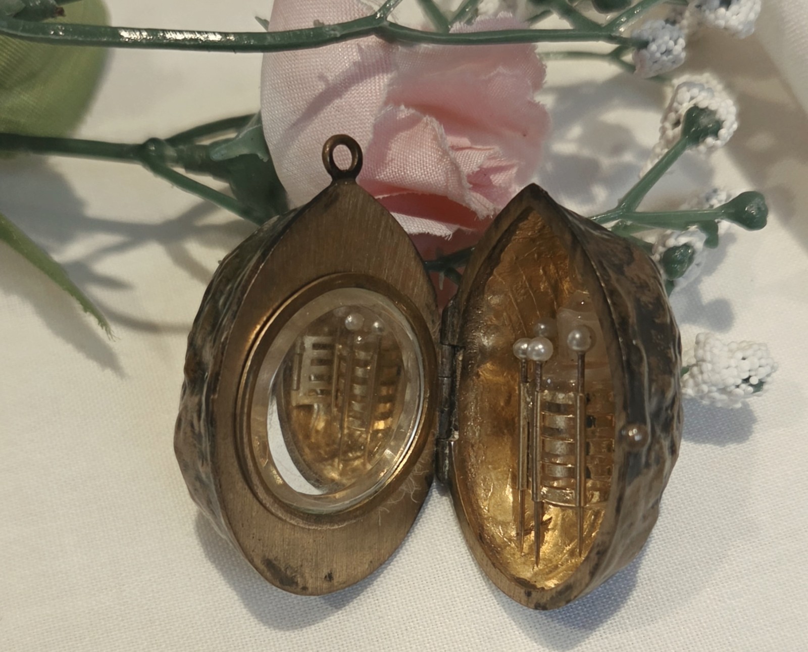 💐 ANTIQUE MINIATURE WALNUT CHATELAINE ETUI W COMPACT + PUFF & SCENT BOTTLE 💐