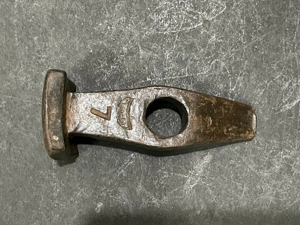 OLD VINTAGE HANDMADE SOLID RUSTIC IRON LEATHER WORK HAMMER / MULTIPURPOSE USE