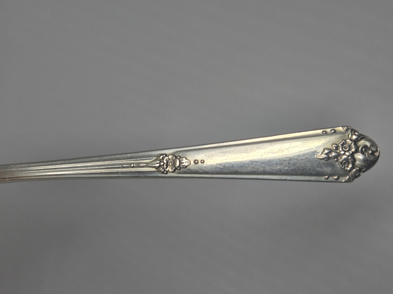 Lot of 68 Oneida Sweet Briar (1948) Silverplate Flatware