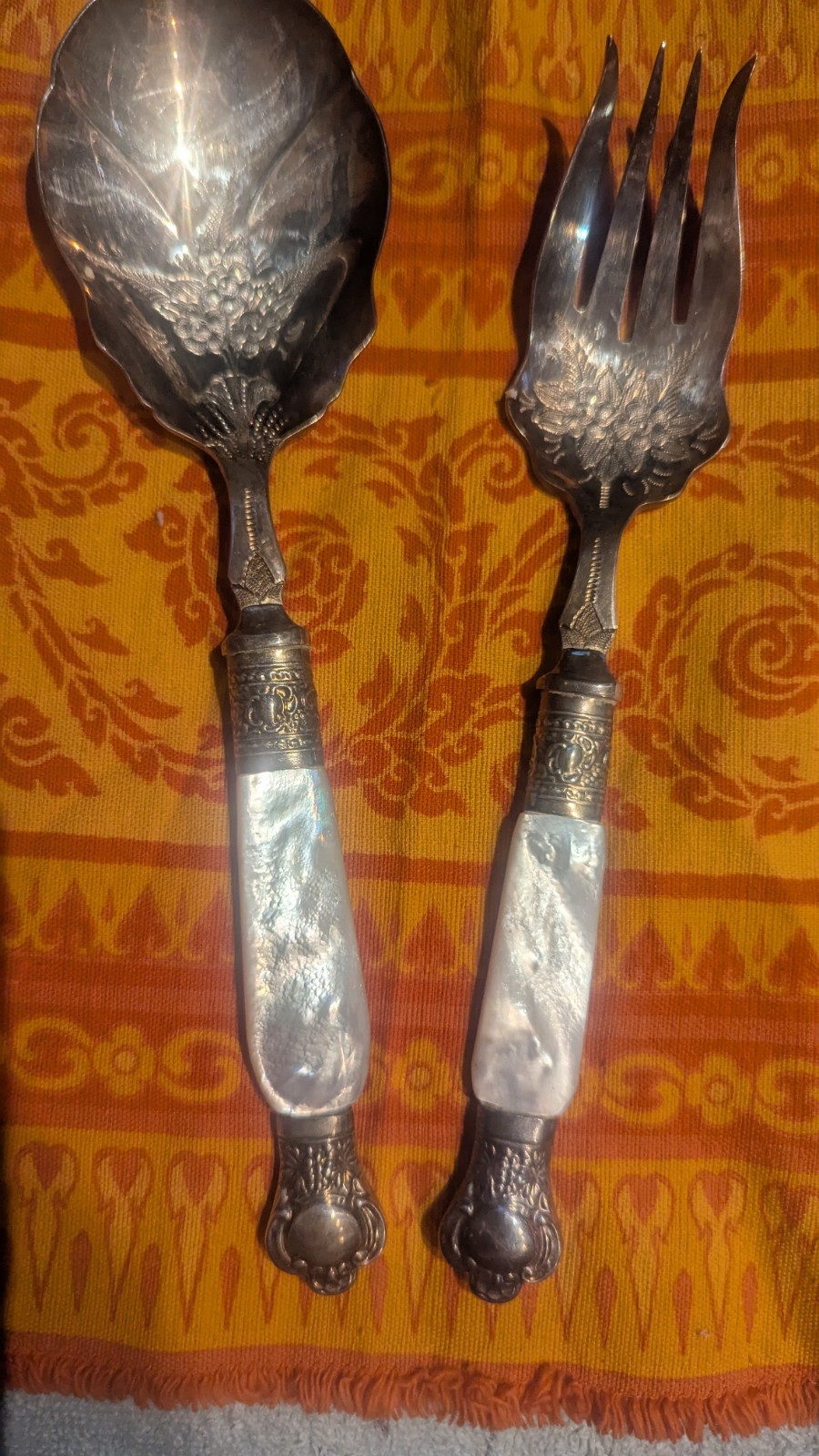 J B S EPNS SILVER SHEFFIELD MOTHER OF PEARL LG SERVING FORK 9″ and Spoon 10″