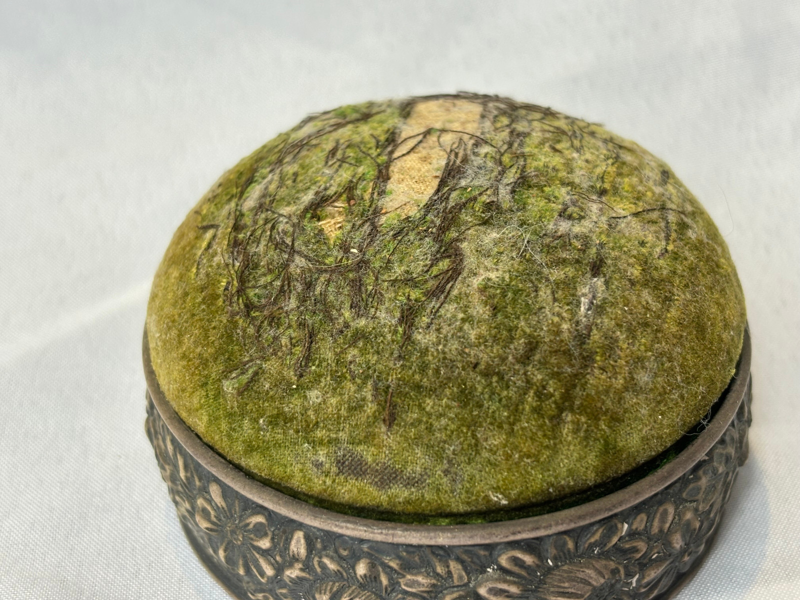 Victorian Spaulding & Co Sterling Silver Pin Cushion B470 Chicago Floral
