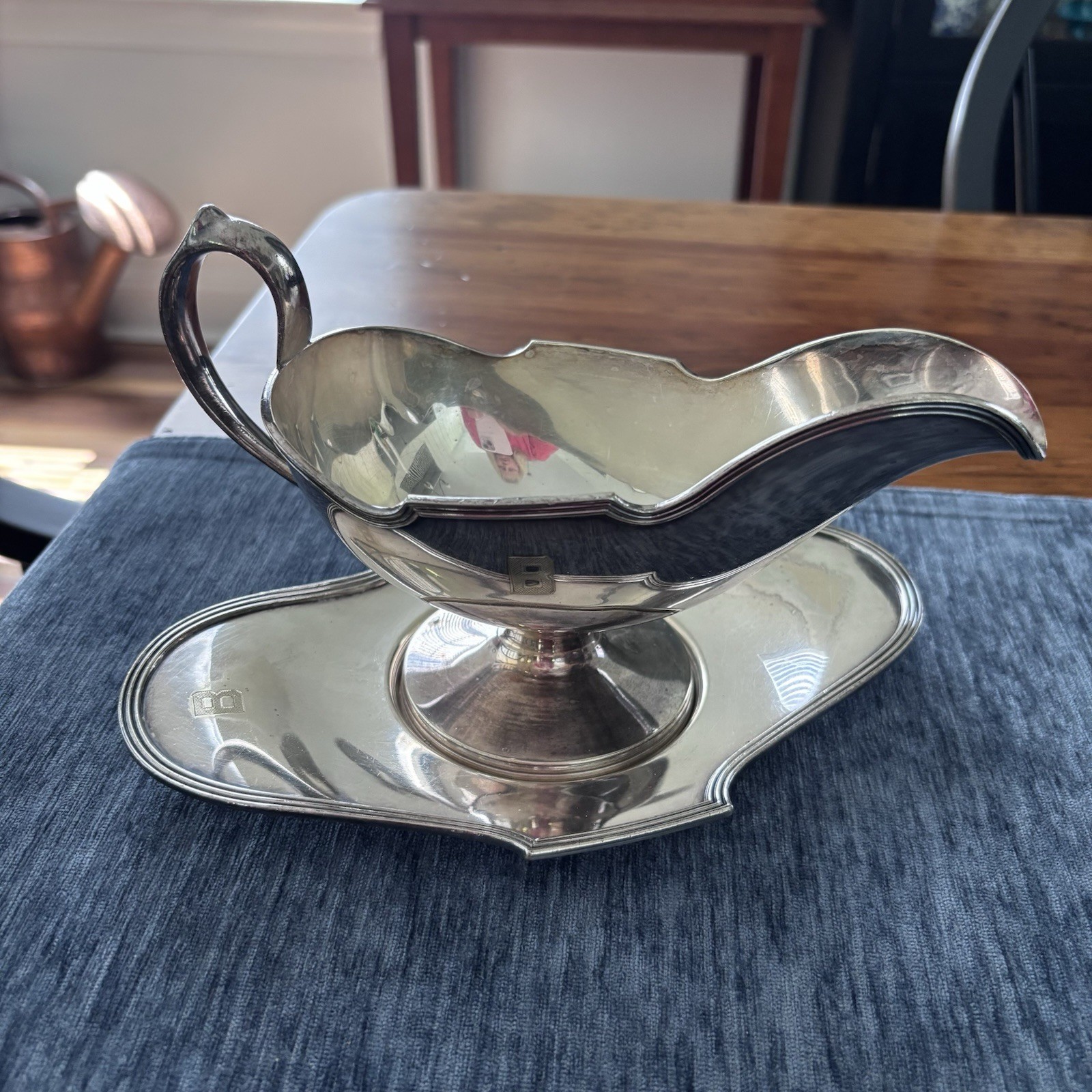 VTG 1930 Silverplate gravy boat & undertray, engraved B, Hartford Sterling Co.