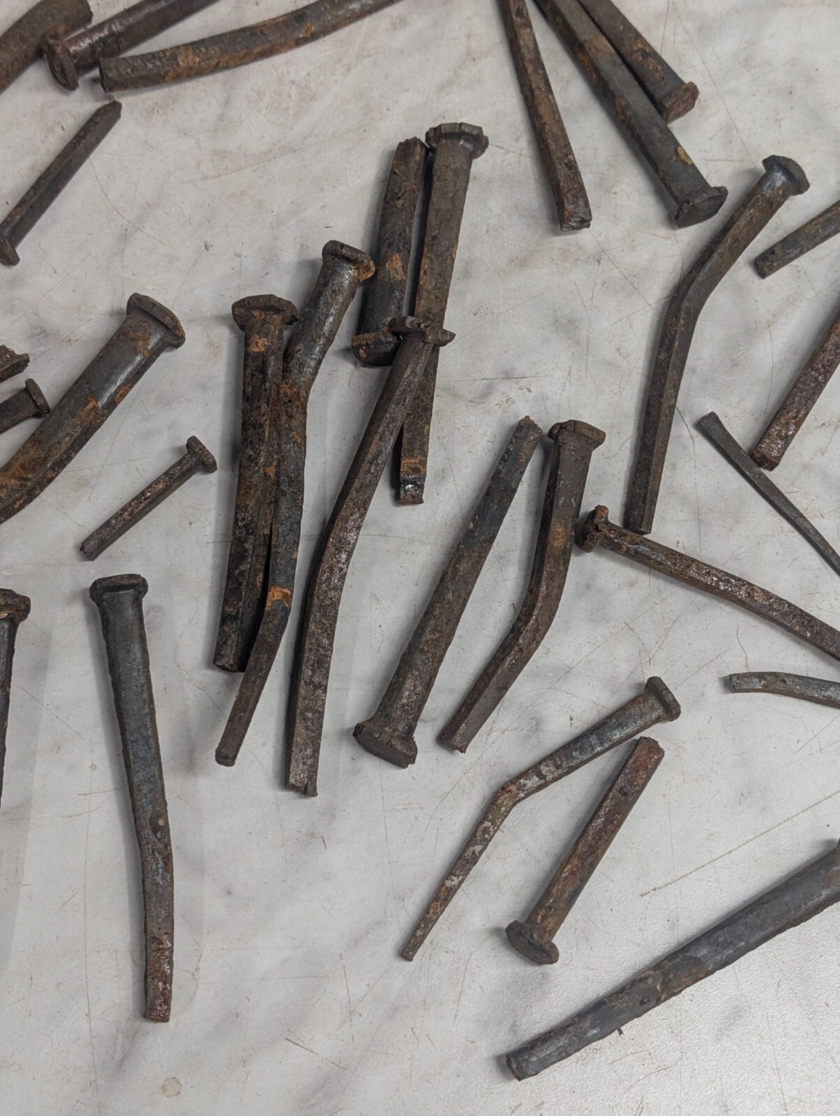 Lot BROKEN/CRACKED Antique square cut nails Steel Iron Blacksmith DIY Metal Art