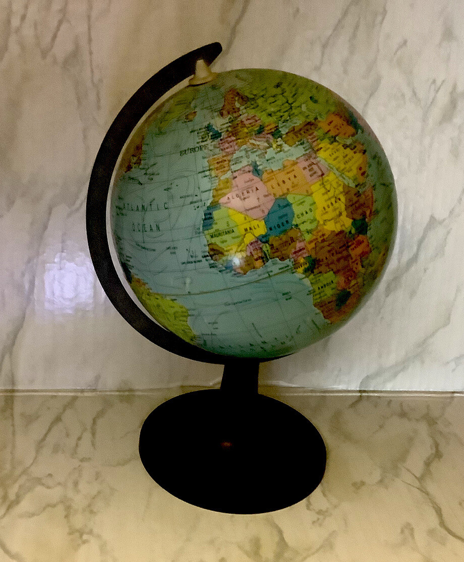 Vintage 1976 Scan Globe A/S Havdrup/Danmark Karl F. Harig