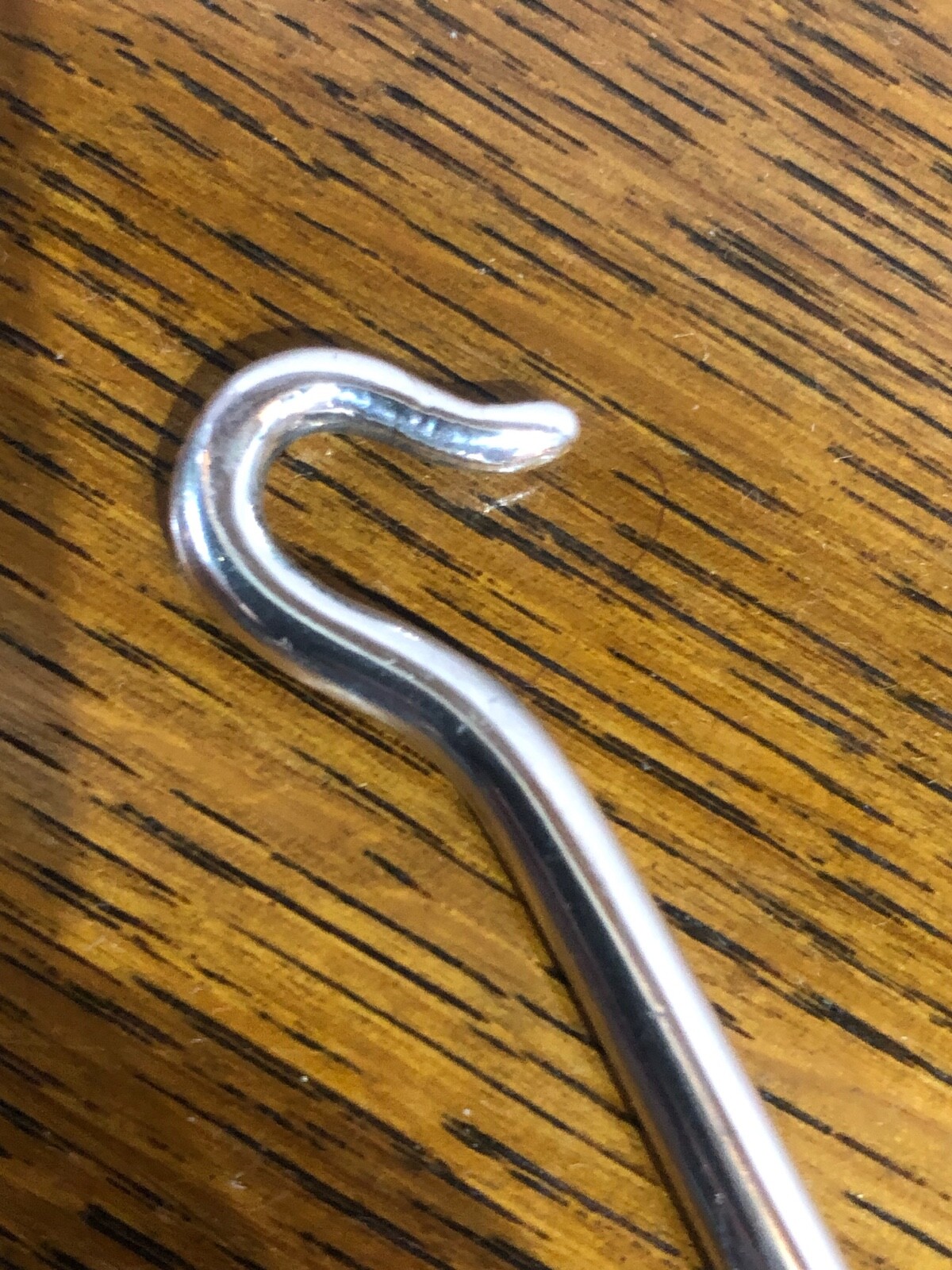 Good quality chinese export silver show horn and button hook