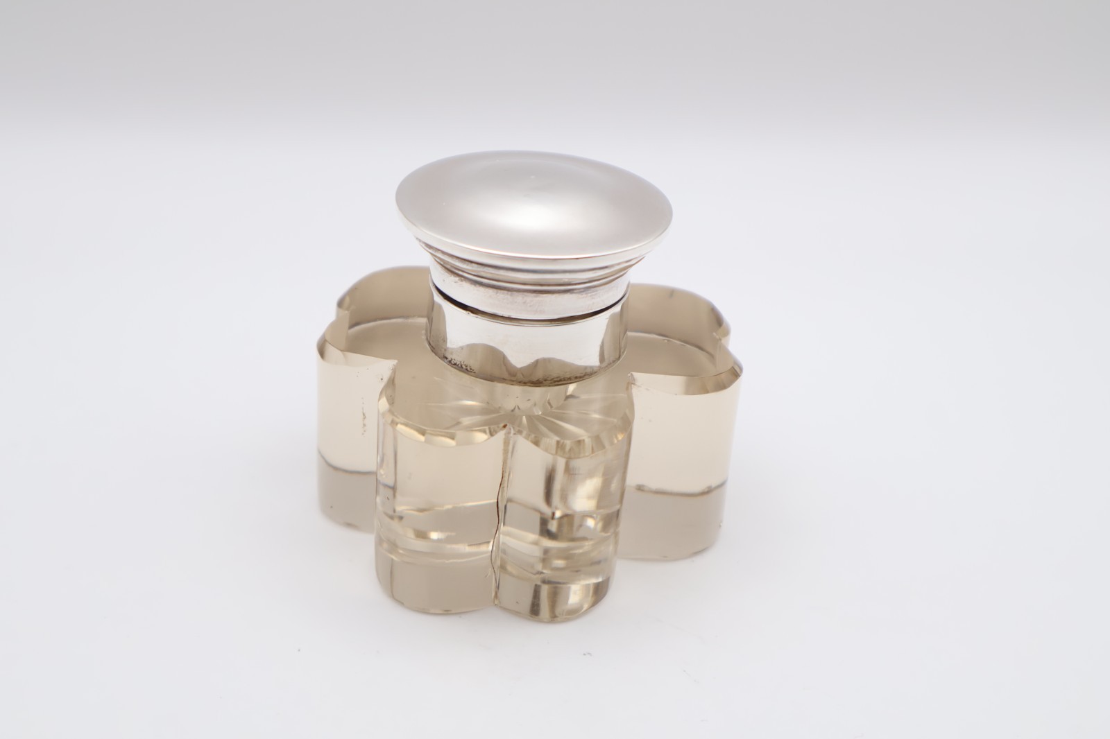 Antique Sterling Silver Topped Clover Shaped Glass Inkwell Birmingham 1932