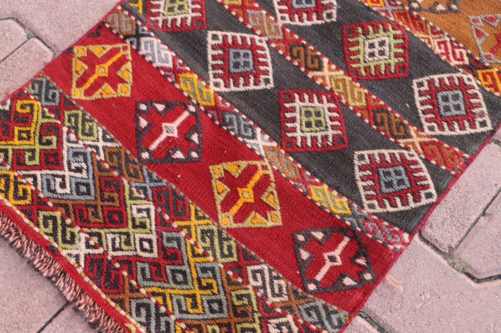 Oushak Handmade Carpet Red Kilim Turkish Rug Cappadocia Embroidered Rug 2x4ft