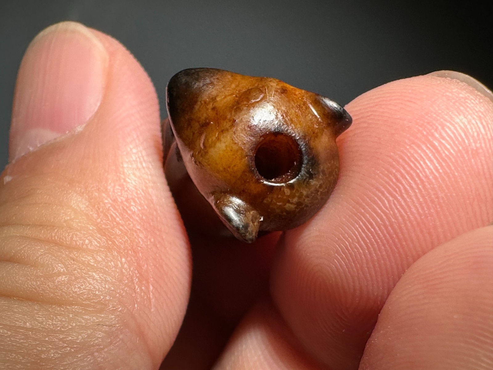 Rare Shang Dy Old Jade Carved Monkey Design “Pei” “Gua Jian” Pendant H 2.4 cm