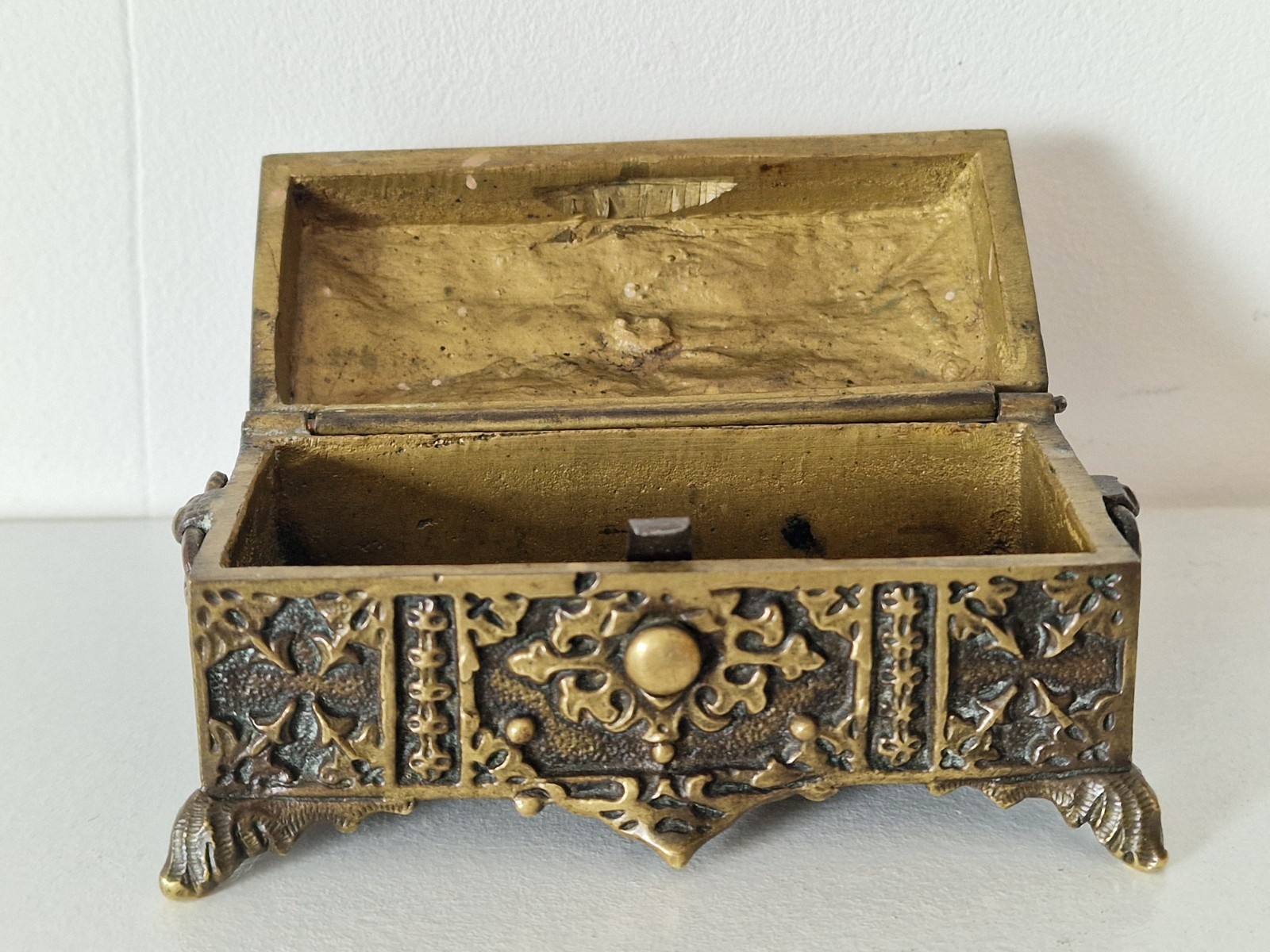 ANTIQUE ORNATE FRENCH BRONZE CASKET JEWELLERY TRINKET BOX HINGED TREASURE CHEST
