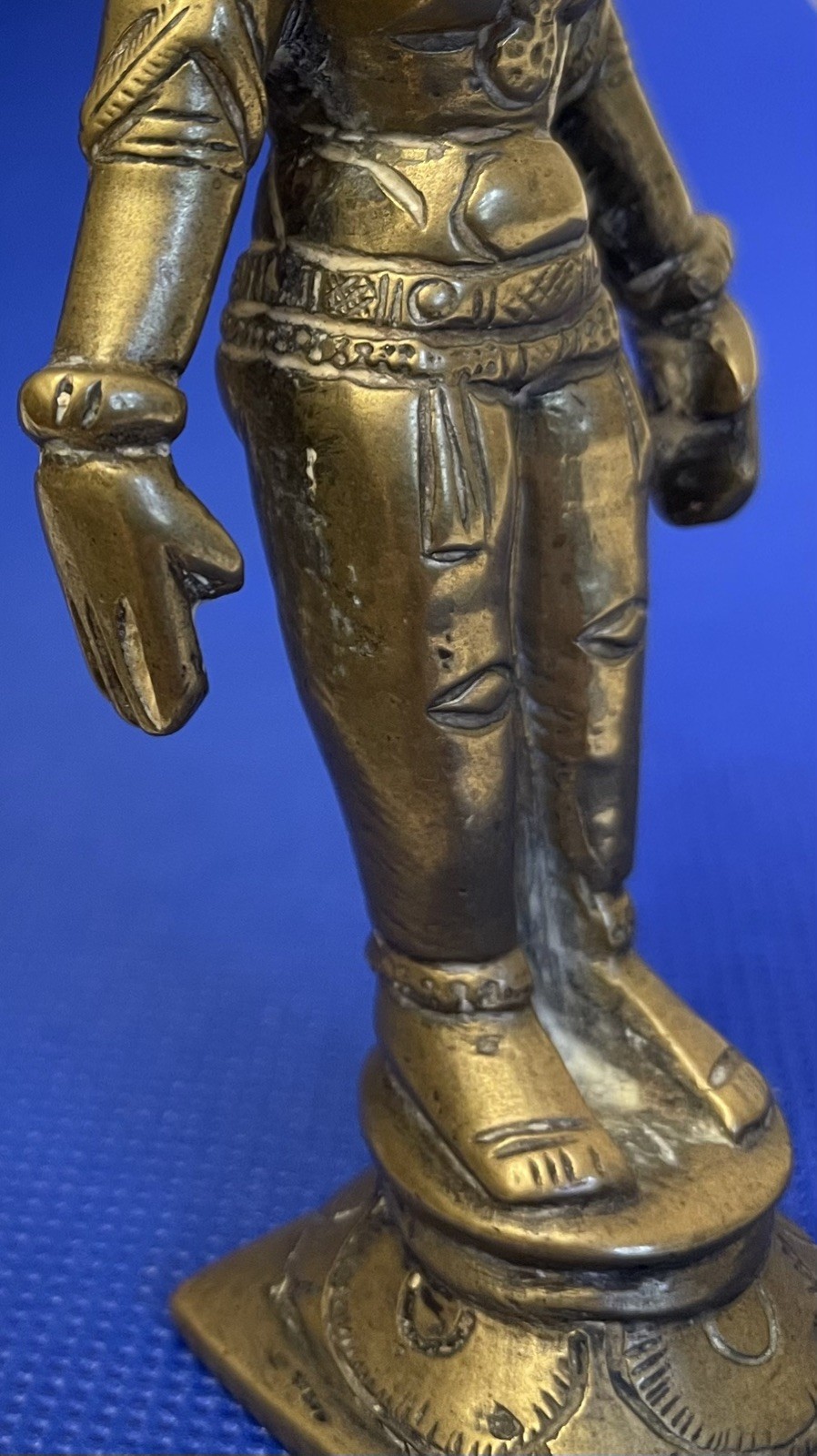 Indian solid brass female statue figurine 10cm – excellent detail – Free Post