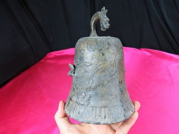 Japanese Antique Buddhist Bronze Bell Metal Ritual Sculpture Temple Bonsho 7.5in