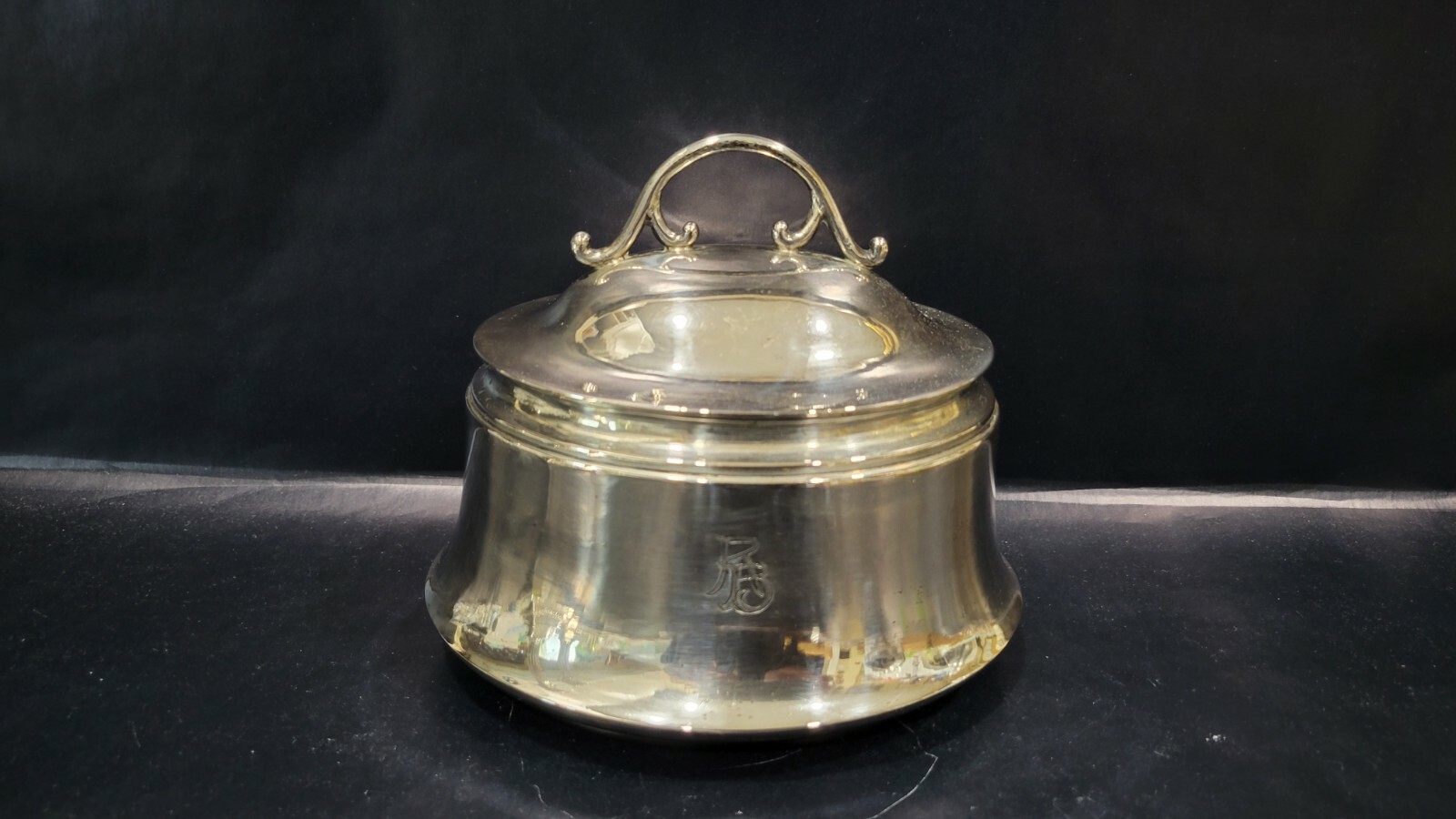 Antique 1872-1922 Austrian 800 Silver Biscuit Box, 299 grams