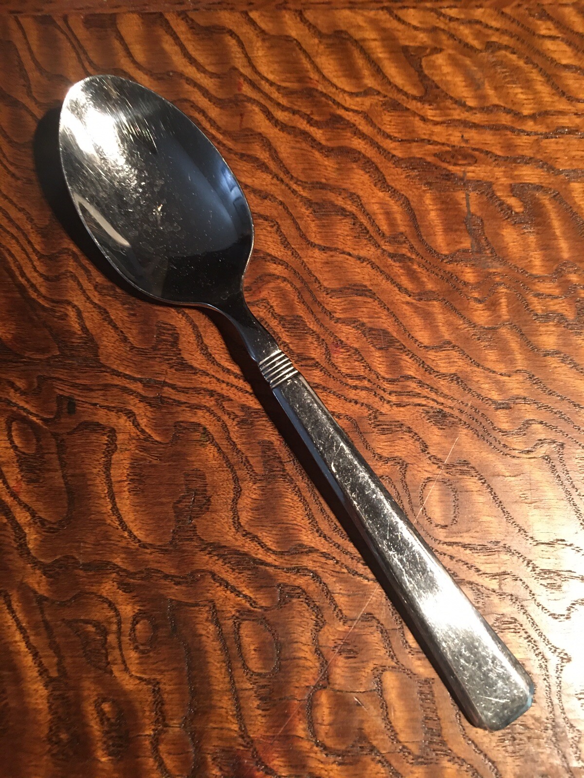 METRONA JA HENCKELS ~ Stainless Oval Soup / Dessert Spoon