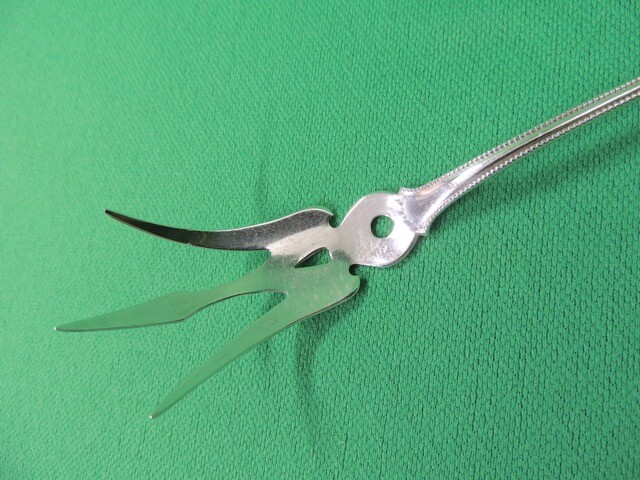 Vintage SOLID Sterling Silver Gorham Lancaster Rose Lettuce Fork 33 gm