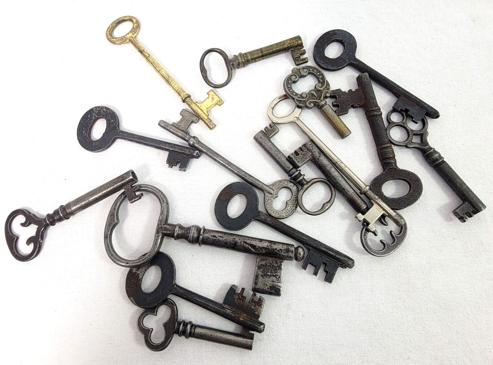 Antique Hardware Drawer Pulls Door Handles Keys Ornate Brass cast iron Parts lot