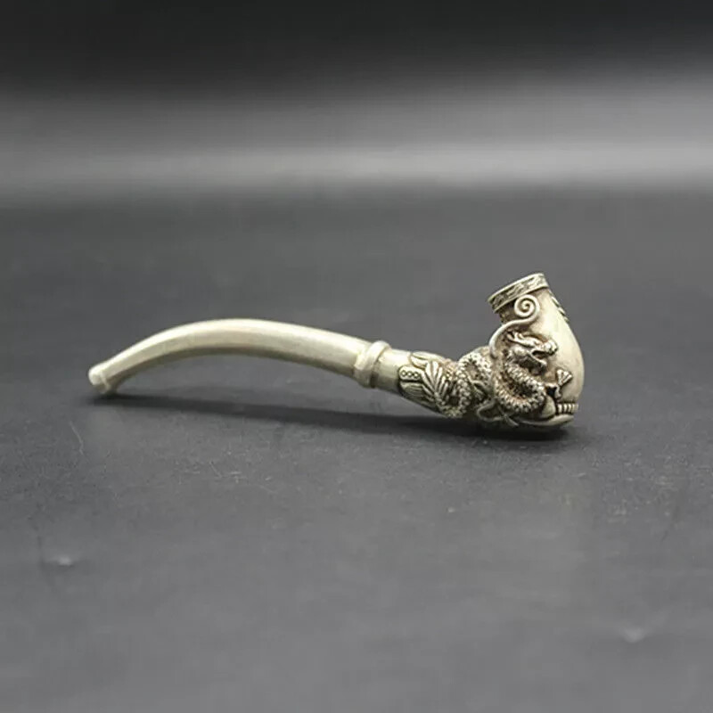 Tibetan silver Old-fashioned cigarette pans, dry tobacco pouches, pipes