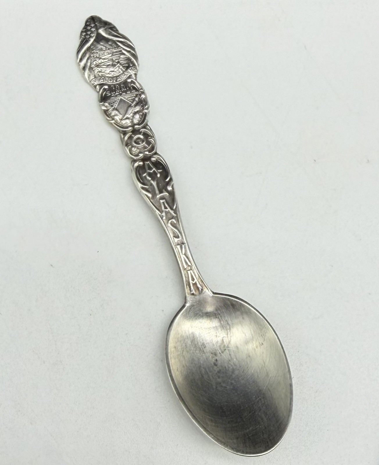 Vintage M&B Sterling Silver The Summit Skagway Alaska 3.94″ Souvenir Spoon 12.8g