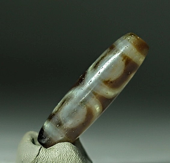 Rare Pre-1800s Indo/Tibetan Old Agate 3 Eye Motif Dzi Bead 12*41mm