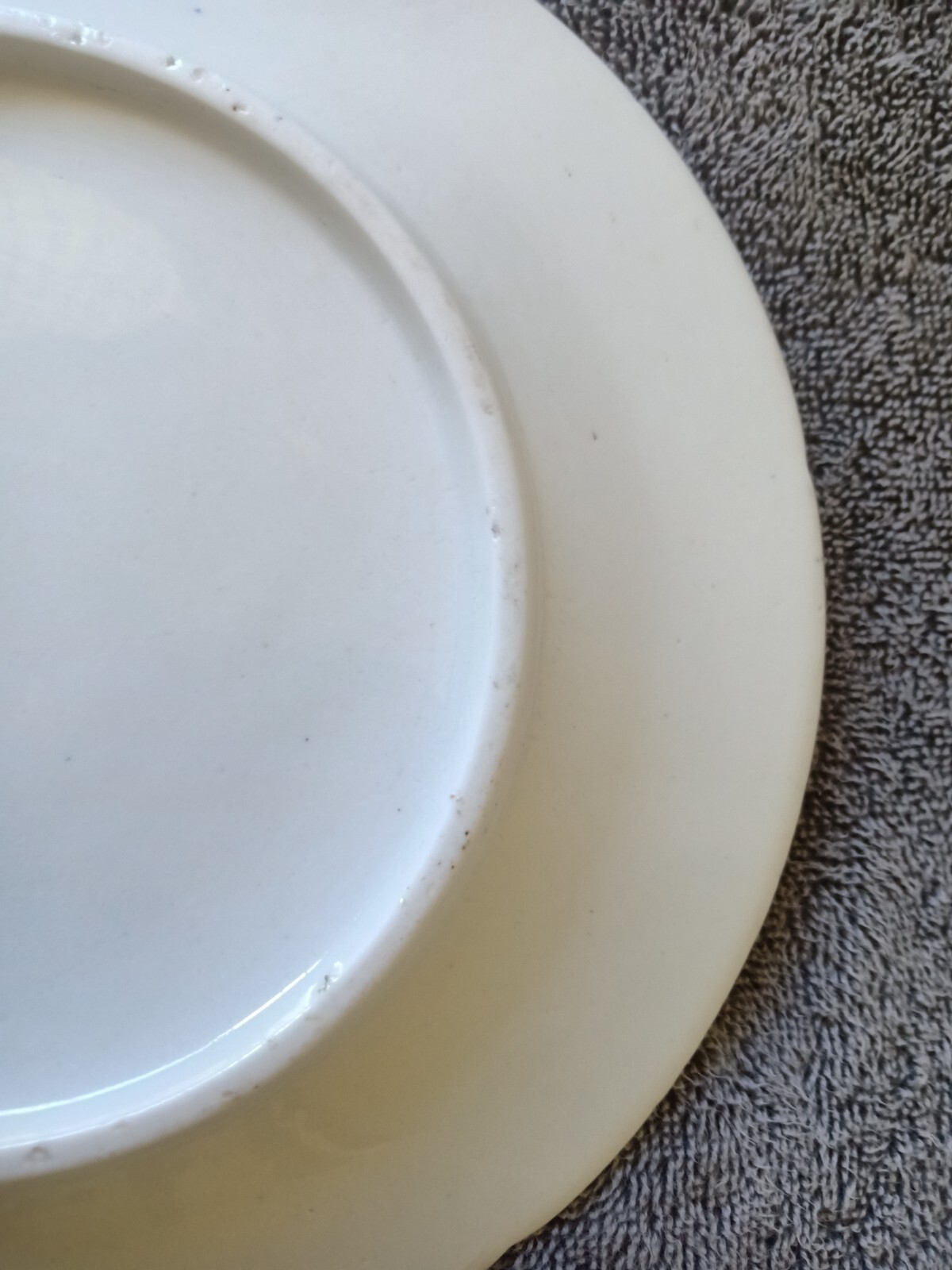 antiques iron red flower pattern plate 矾红彩缠枝花卉纹盘