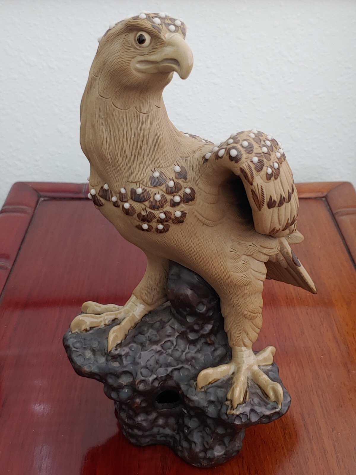 紫砂珍珠釉雕塑雄鹰 Vintage Chinese Yixing Purple Clay Zisha Sculpture Eagle Glazed Statue