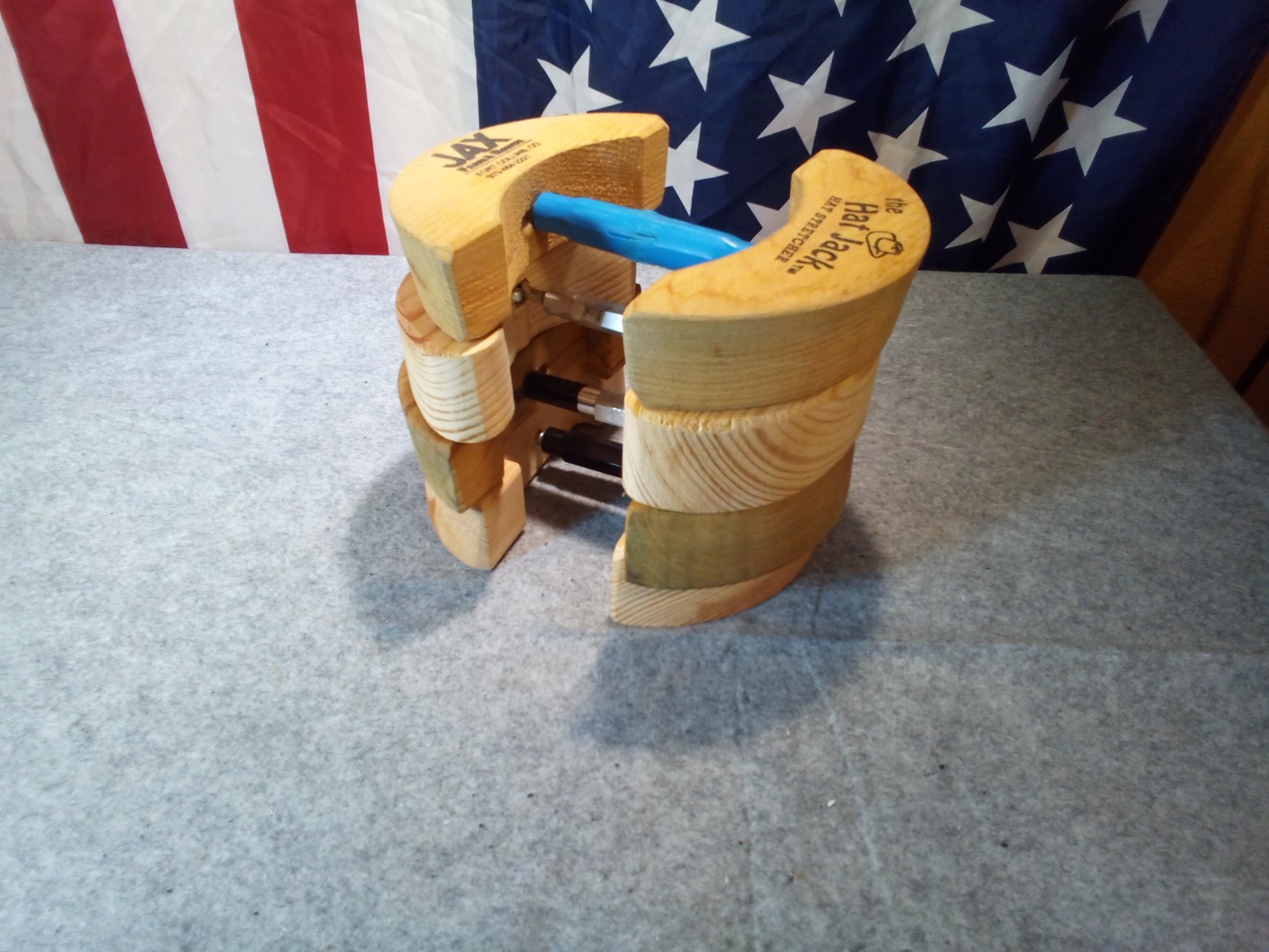 4 Wooden Hat Stretcher for Perfectly Shaped Cowboy & Baseball Caps,