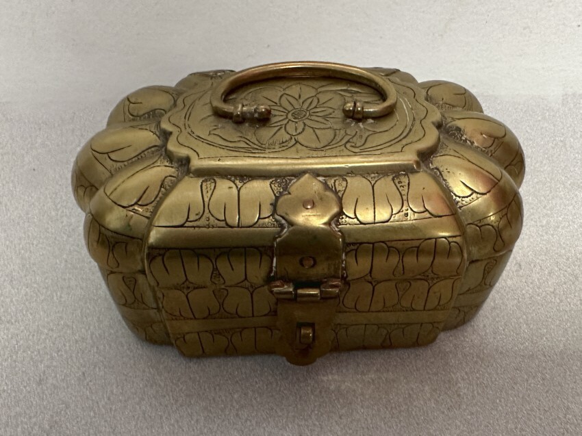 Authentic Early 18th English brass travel box in excellent original condition.