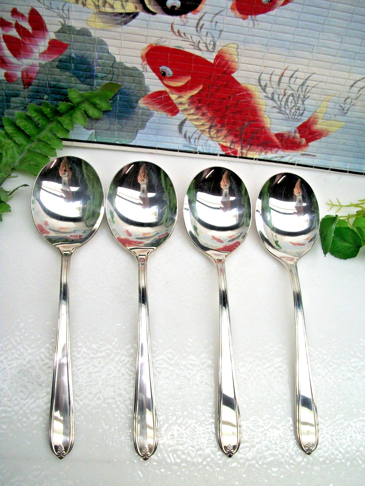 4 Oneida Prestige LONGCHAMPS Chaumont Silverplate Round Cream Soup Spoons