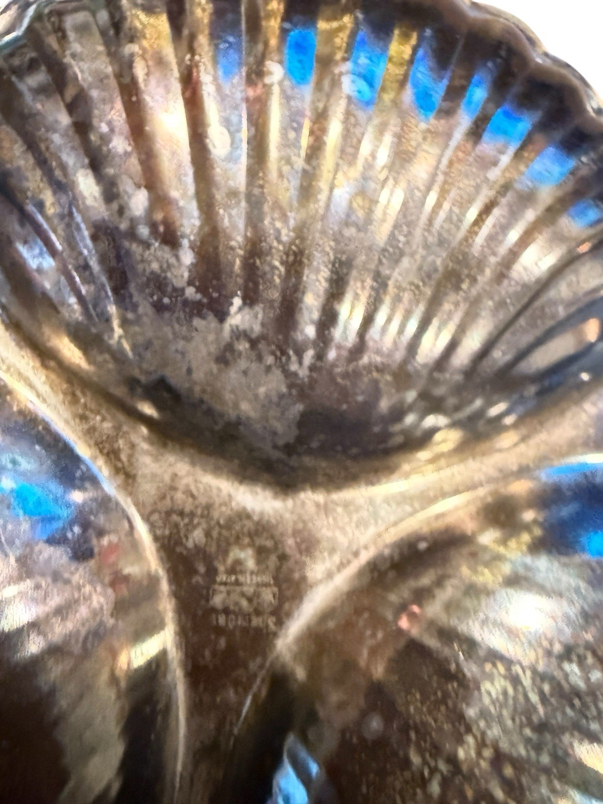 Sheridan Silver Plated Triple Shell Serving Plate w/ Center Candle Holder Vtg