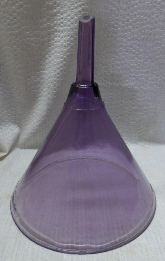 ANTIQUE 1/2 GAL. MOONEY AIRVENT PURPLE GLASS FUNNEL