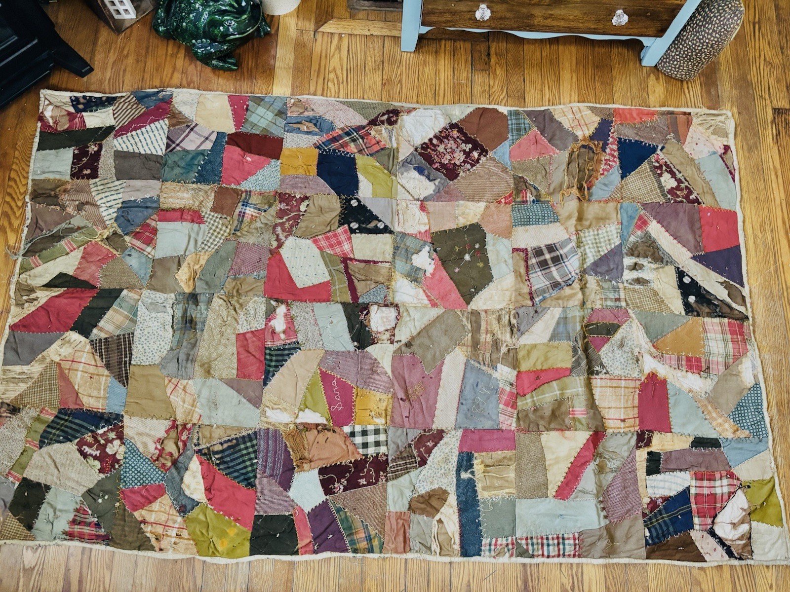 🌟1894 Antique Victorian Botanical Embroidered CRAZY QUILT Signed SARA A+ Skill