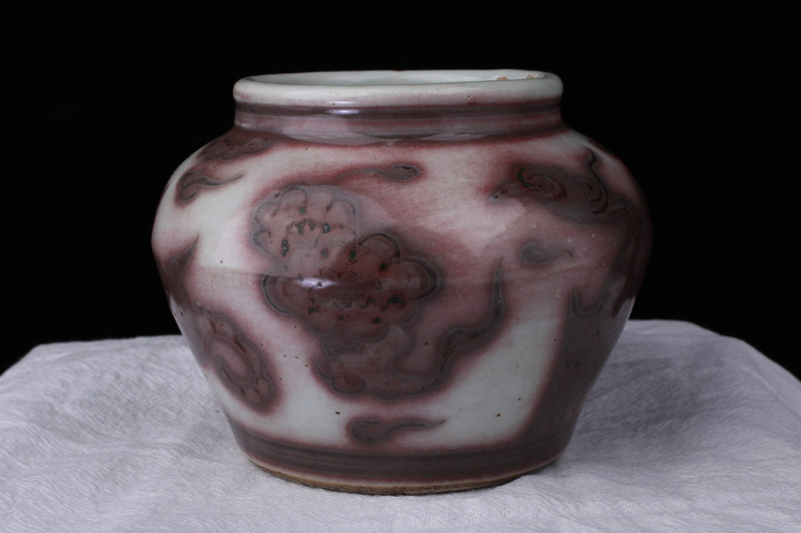 0262 Copper-Red Glazed Jar with Cloud and Phoenix Type A