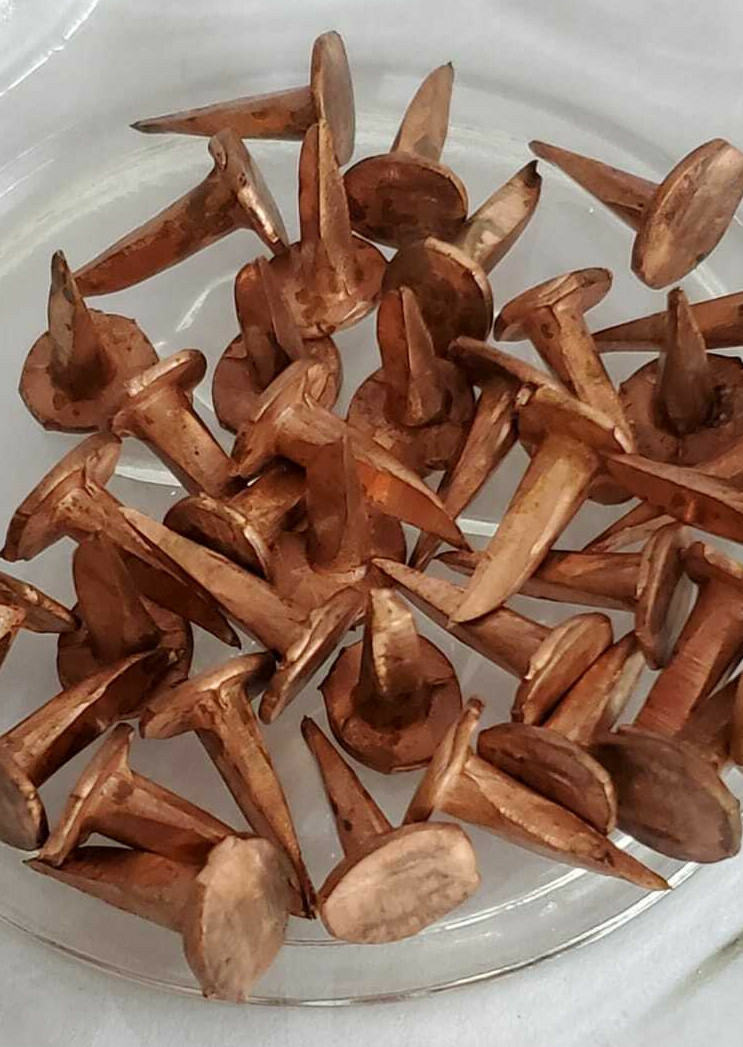 3/4″ Flat Head Cut Tacks VINTAGE SOLID COPPER TACKS Sharp 100 Nails (Copper)