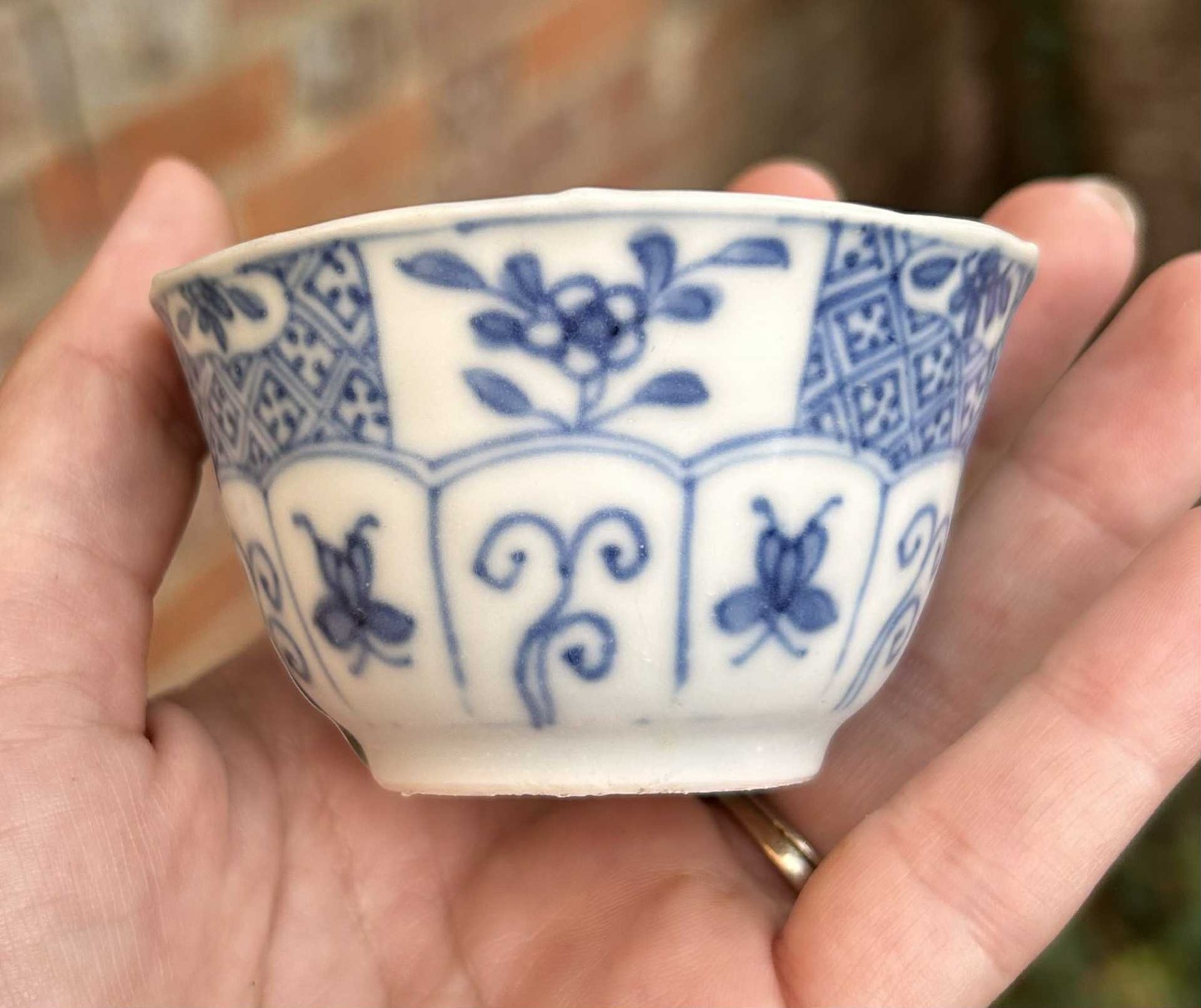 Ca Mau Shipwreck Cargo Landscape and Trellis Tea Bowl and Saucer c1725
