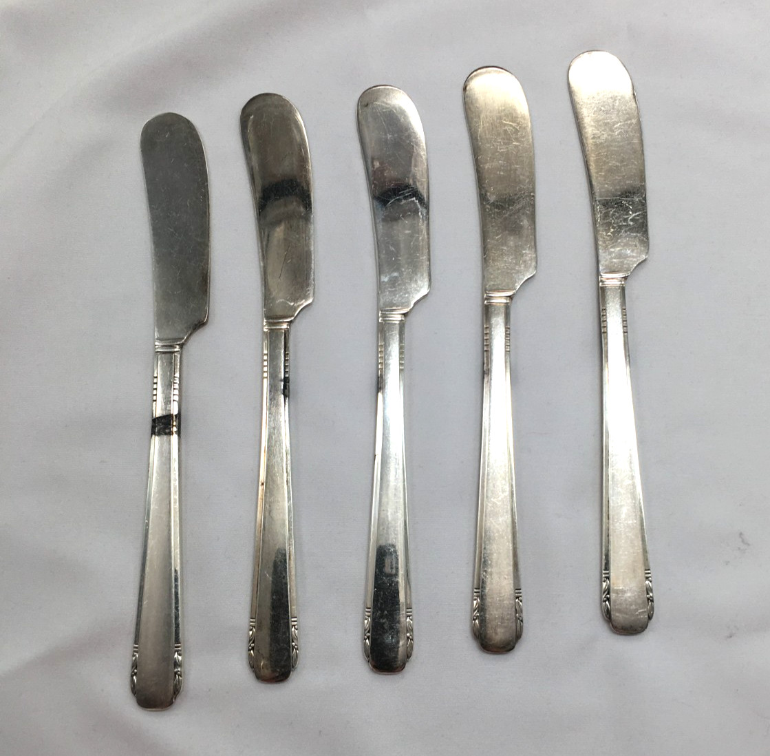 50 Pieces Tudor Plate Oneida Community 1926 Elaine pattern Art Deco Flatware