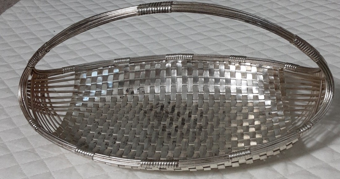 Vintage Silver Tone Metal Basket Centerpiece Fruits Bread French Weave