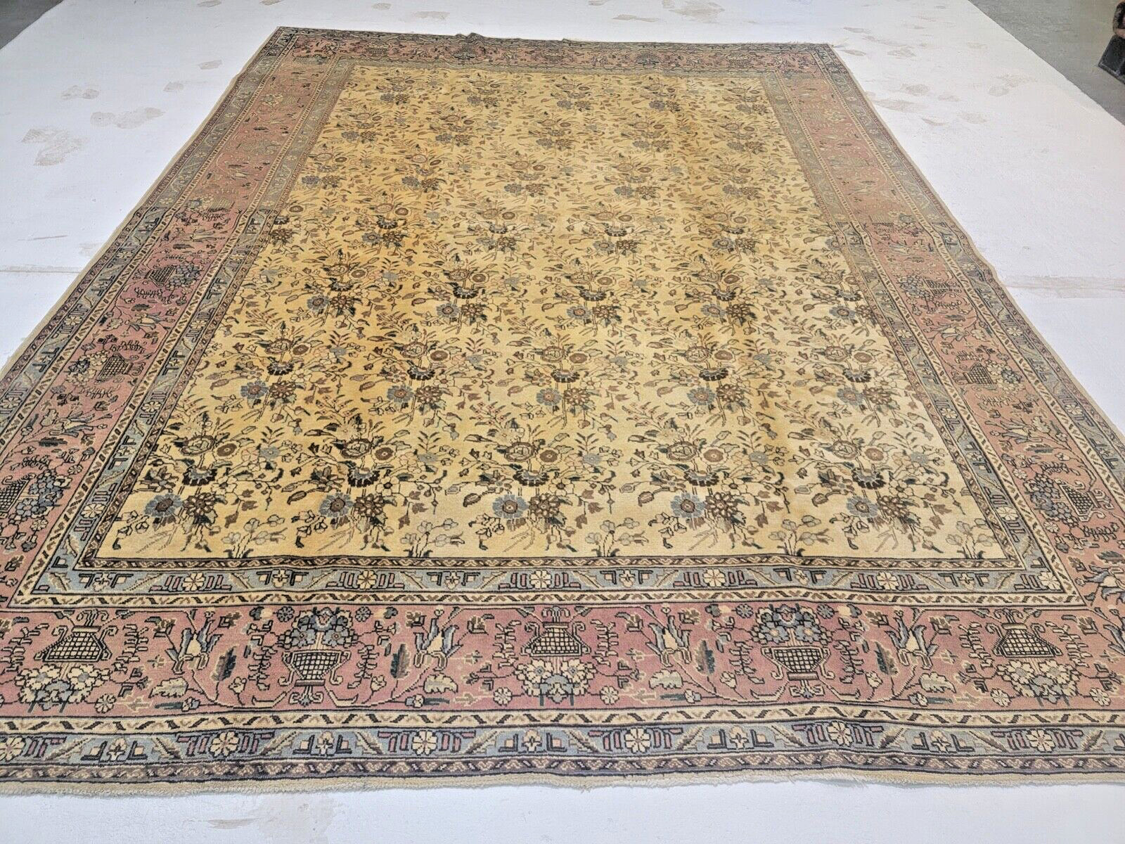 Antique Oriental Hand-Knotted Wool Area Rug Beige/Mauve 9’9″ x 12’7″