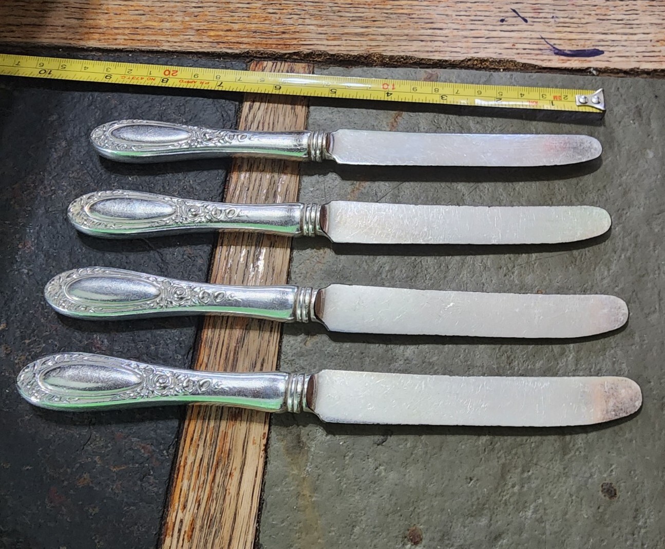 LOT OF 4 RARE WALLACE ANTIQUE c1909 BLOSSOM OLD FRENCH HOLLOW PLACE KNIVES