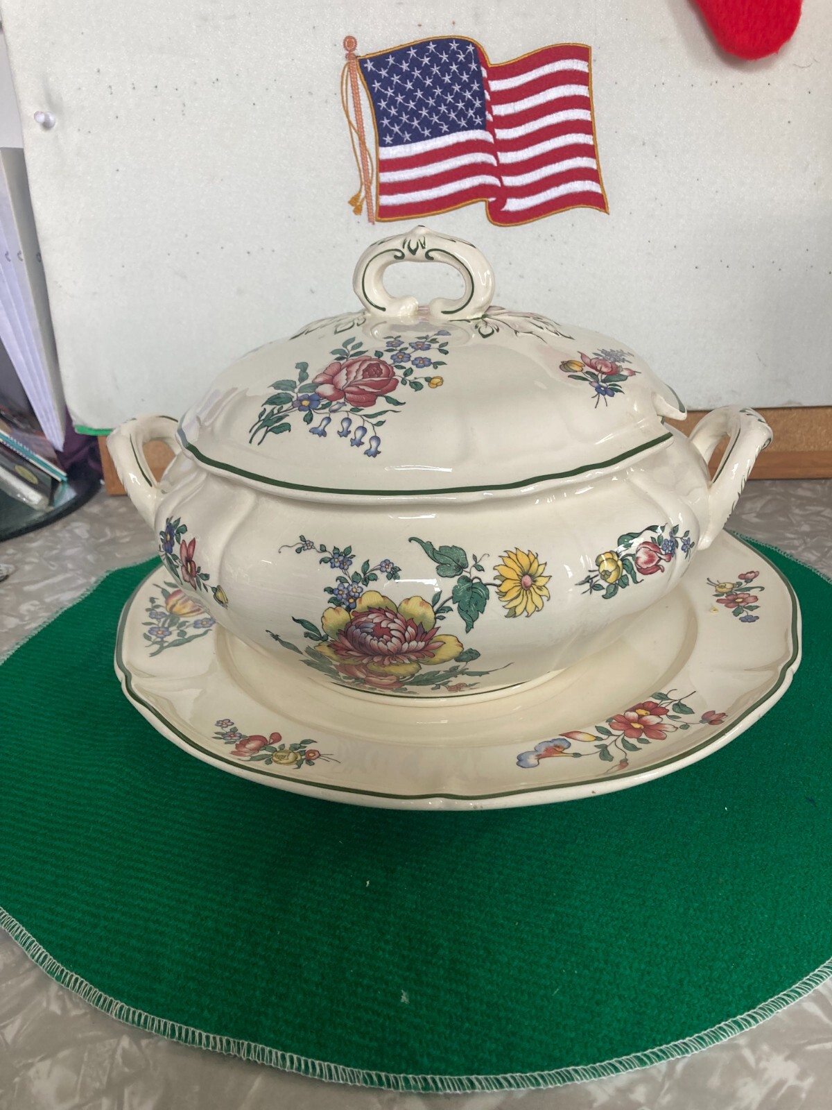 VILLEROY & BOCH METTLACH #1562 ALLEGRETTO SOUP BOWL & DRIP PLATE SERVING PLATTE