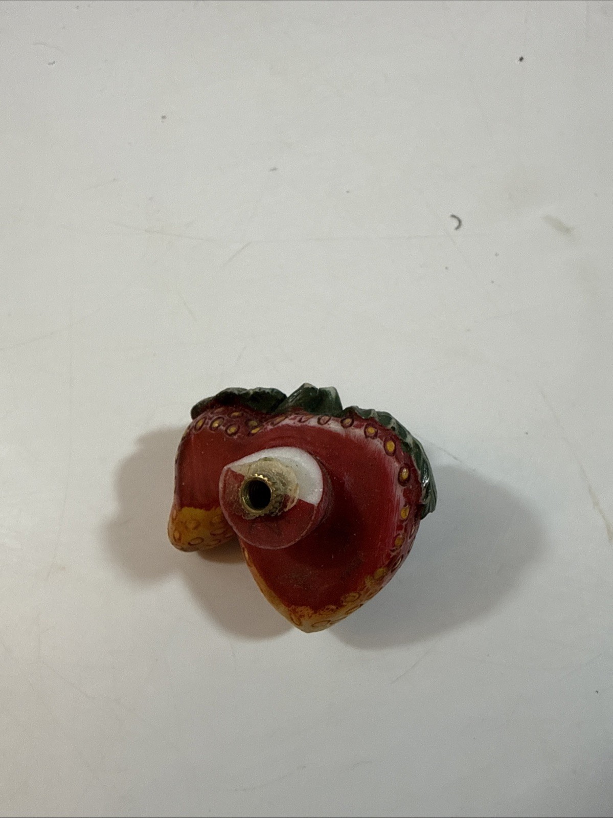 Vtg Strawberry Resin Drawer Knobs Realistic Fruit Pulls & Brass Backplates