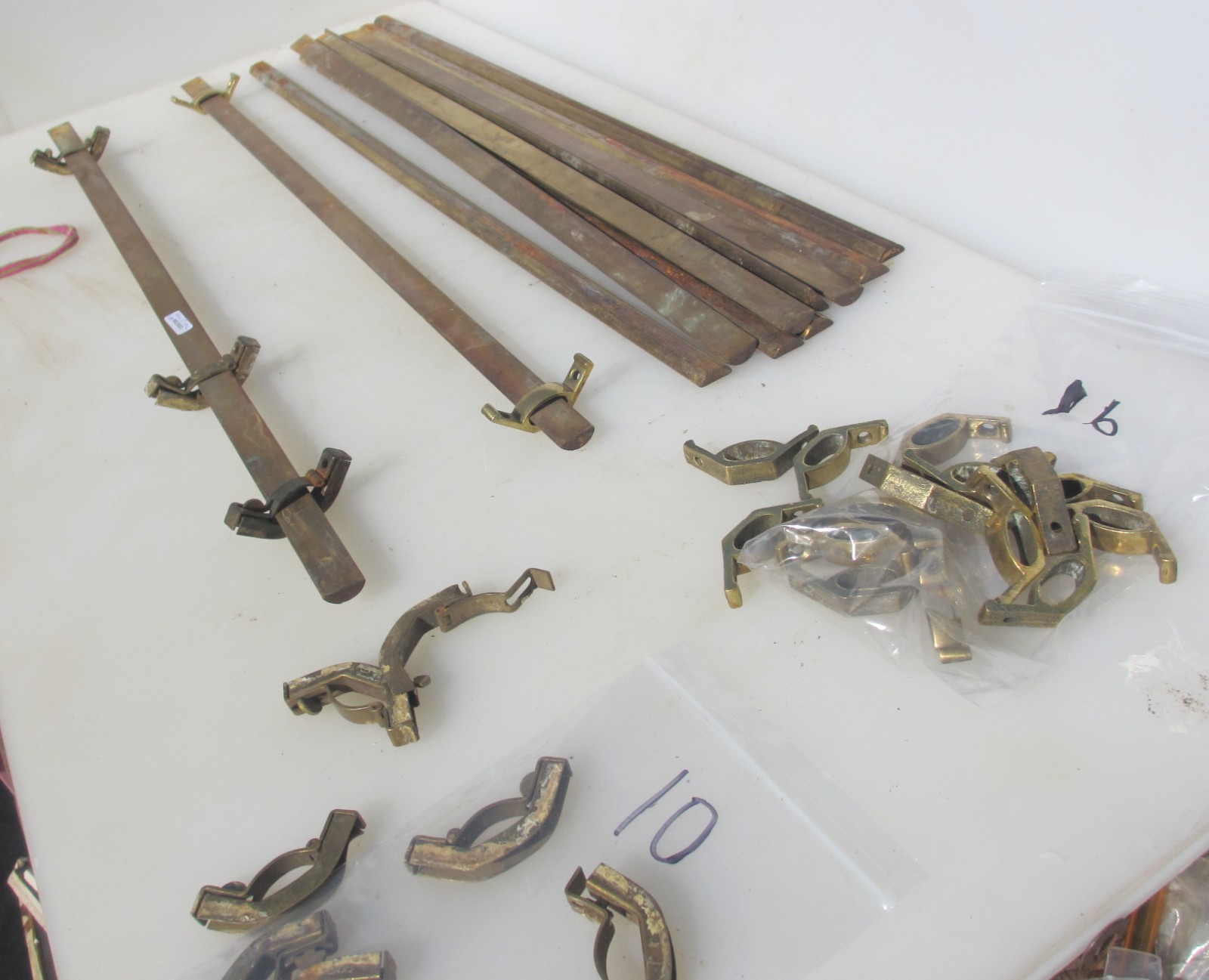 Antique Brass Stair Rods x11 & Clips x16 & x10 Victorian Vintage Iron 26″L