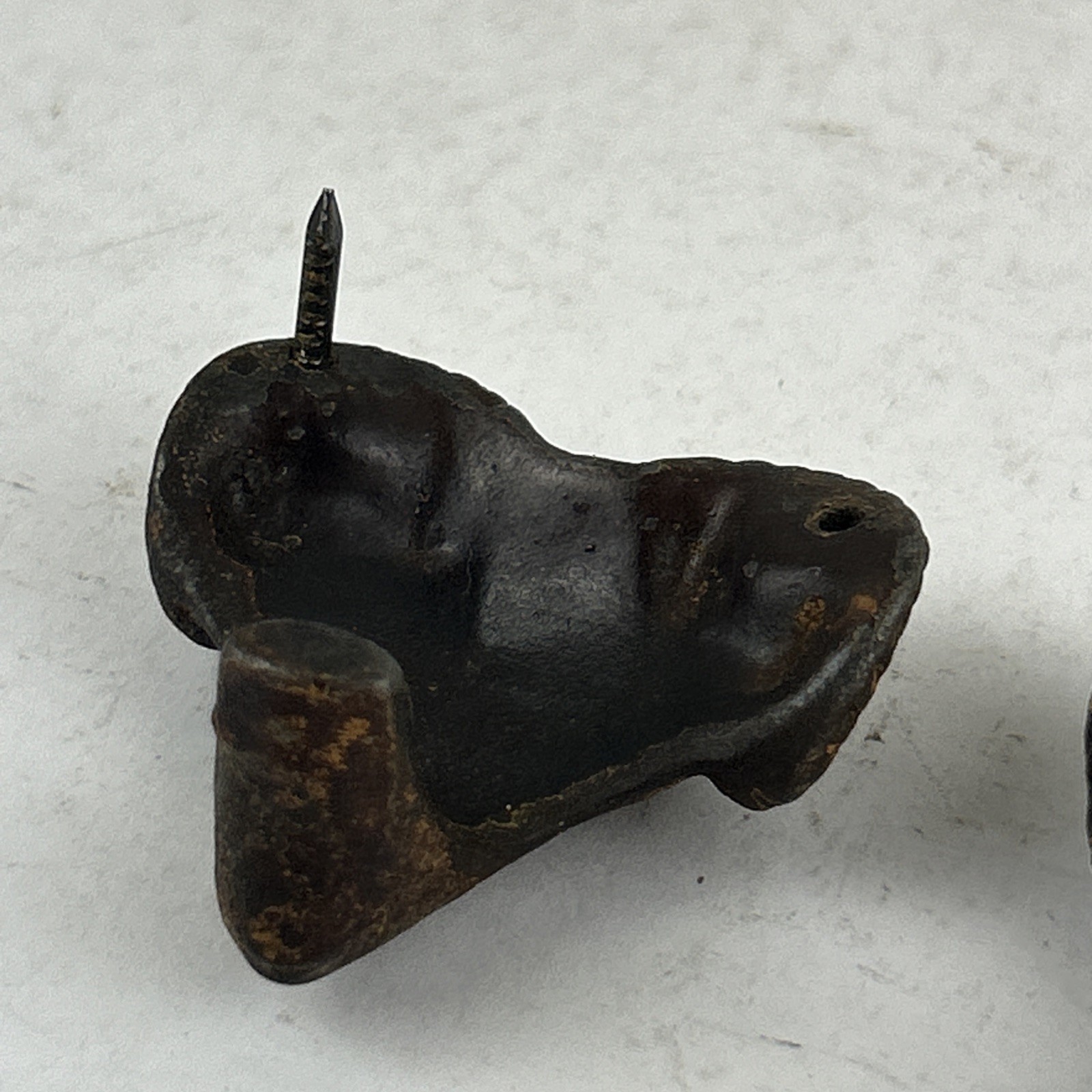 2 ANTIQUE TREADLE SEWING MACHINE Rams Head DRAWER PULLS