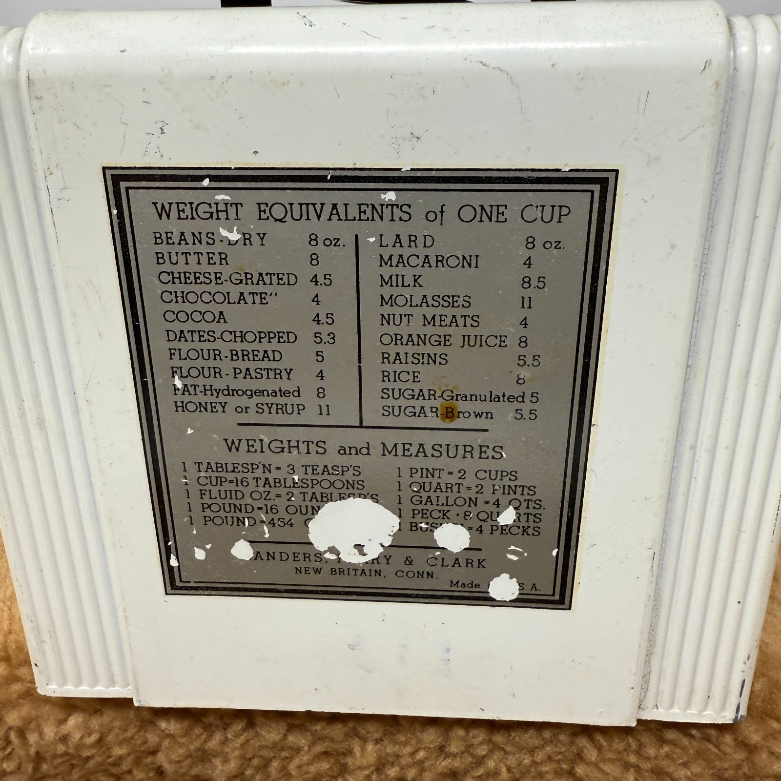 VTG Universal Kitchen Scale Landers Frary & Clark MCM Art Deco White Decoration