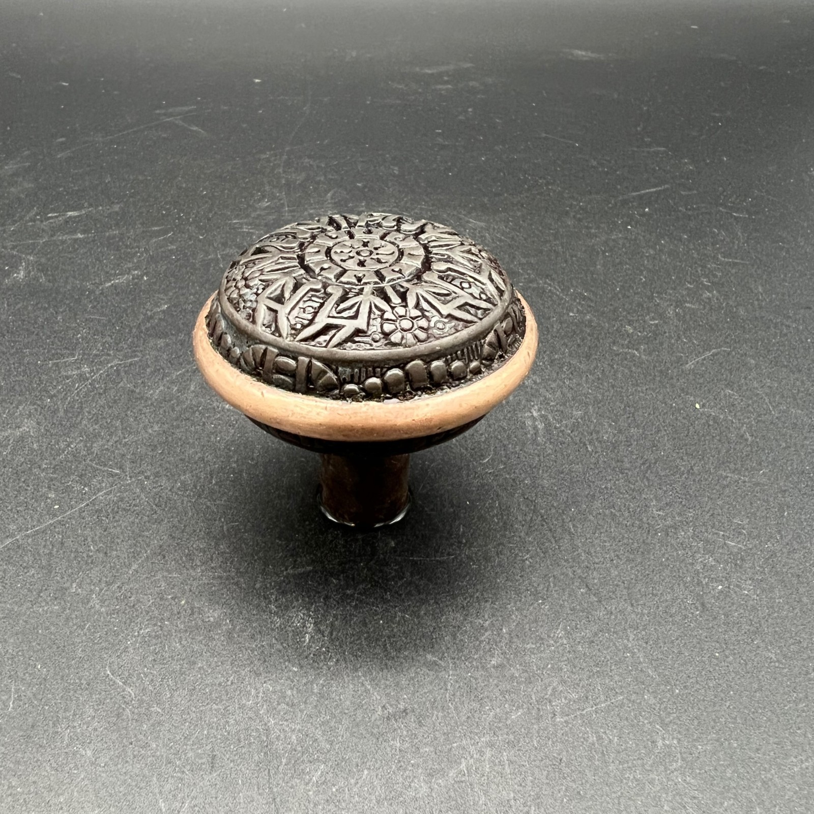Antique Reeding “Windsor” Vernacular Design Bronze & Cast Iron Doorknob c1885