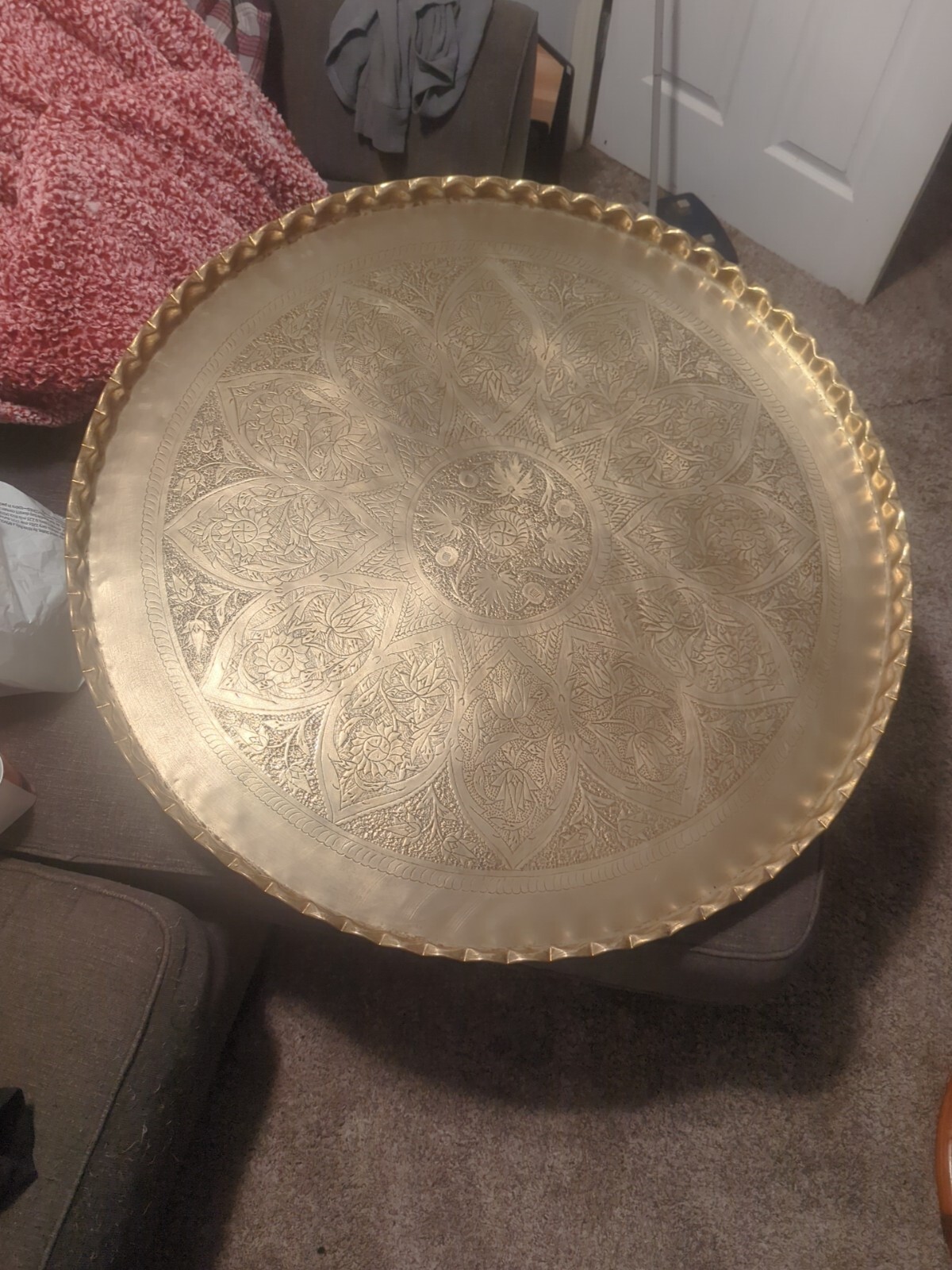 Circle Gold Brass Table