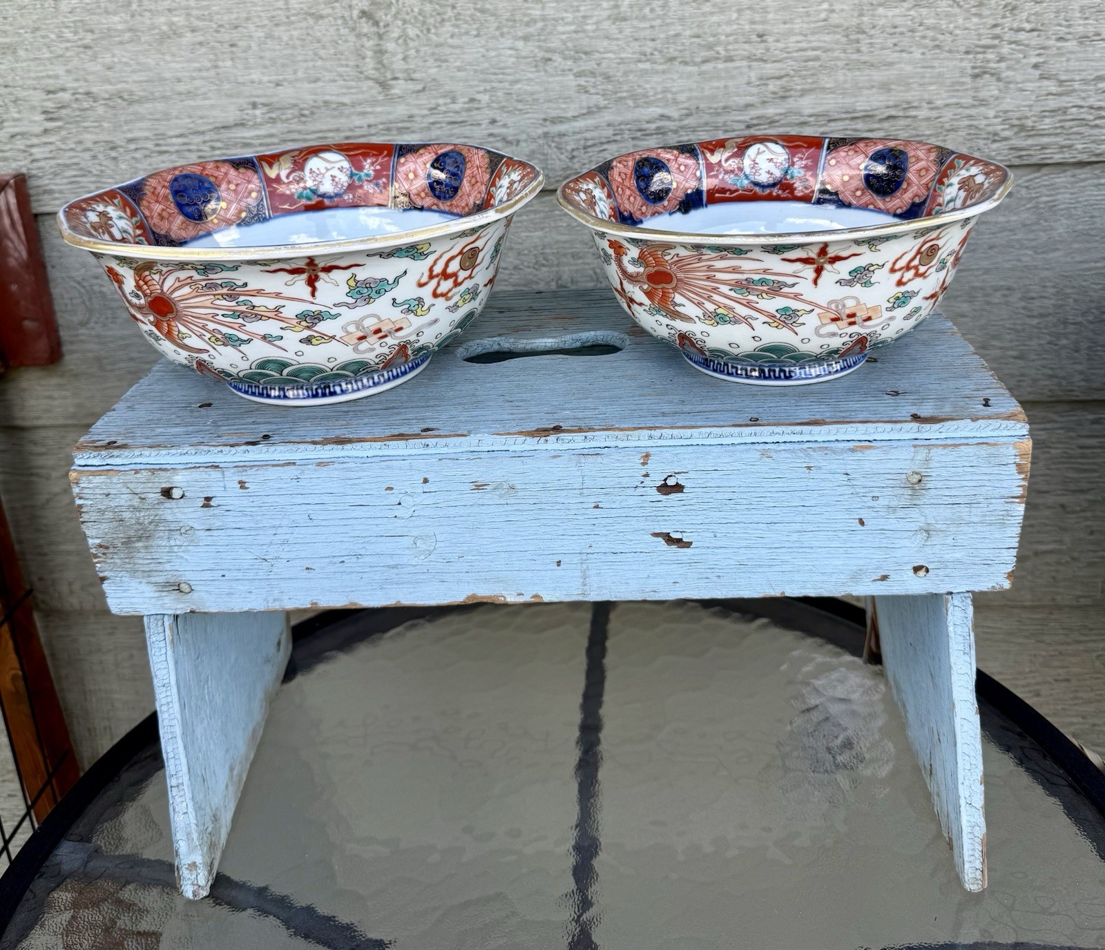Set Of 2 Antique Vintage Japanese Imari Ware Porcelain Bowls With Floral Phoenix