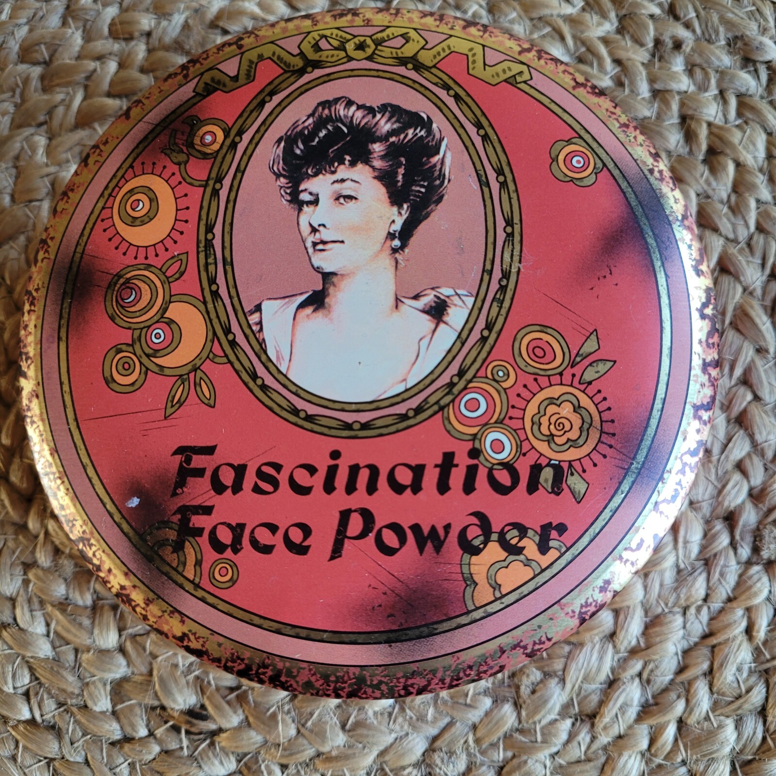 Vintage Daher Fascination Face Powder Box Tin England Victorian Lady