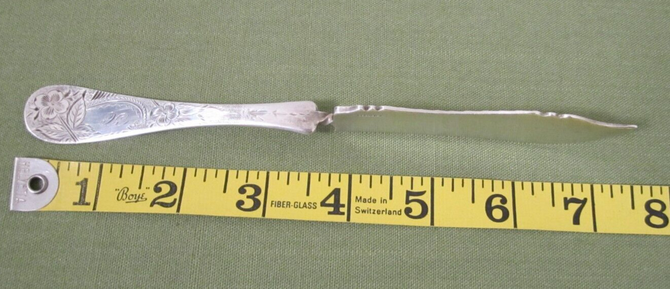 ANTIQUE OSSWALT & CROMWELL SOLID STERLING SILVER BUTTER KNIFE 7 1/2″ & 47 GRAMS
